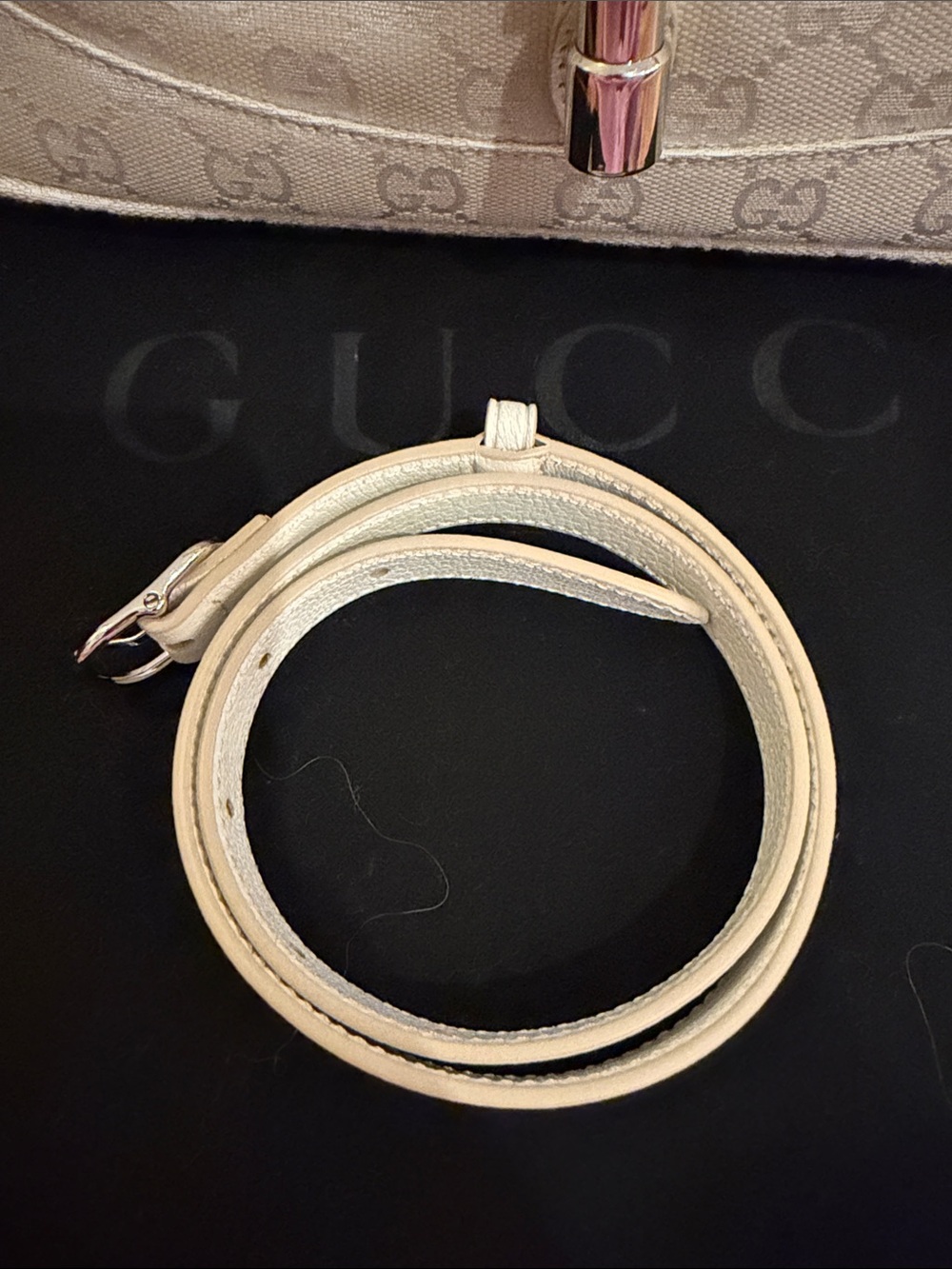 NWT Gucci Ivory Jackie Slim Medium Shoulder Bag with Silver Hardware - Picture 4 of 6